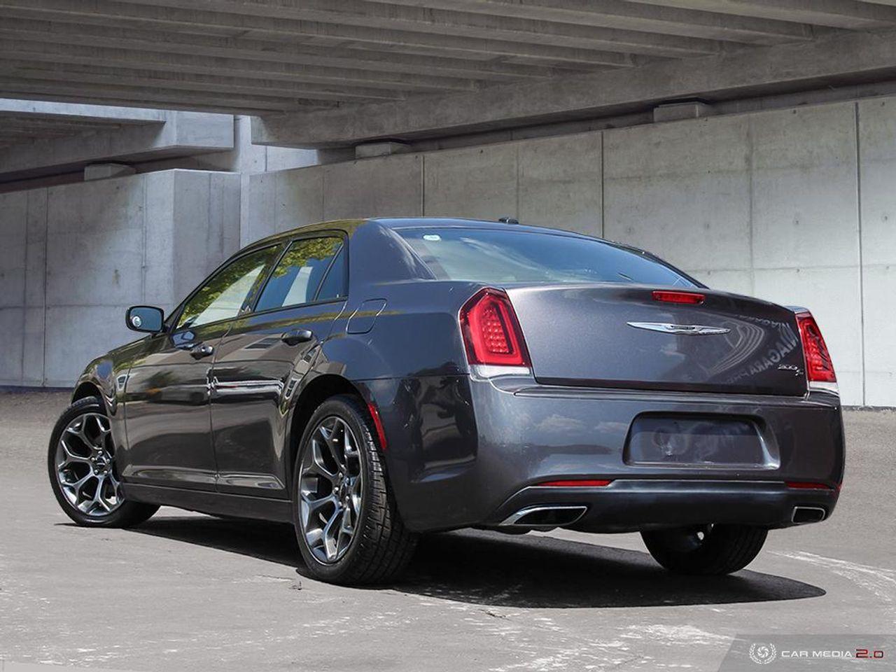 2015 Chrysler 300 S-3