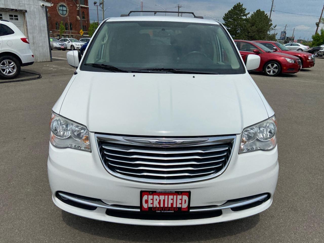 2015 Chrysler Town & Country Touring-L-1