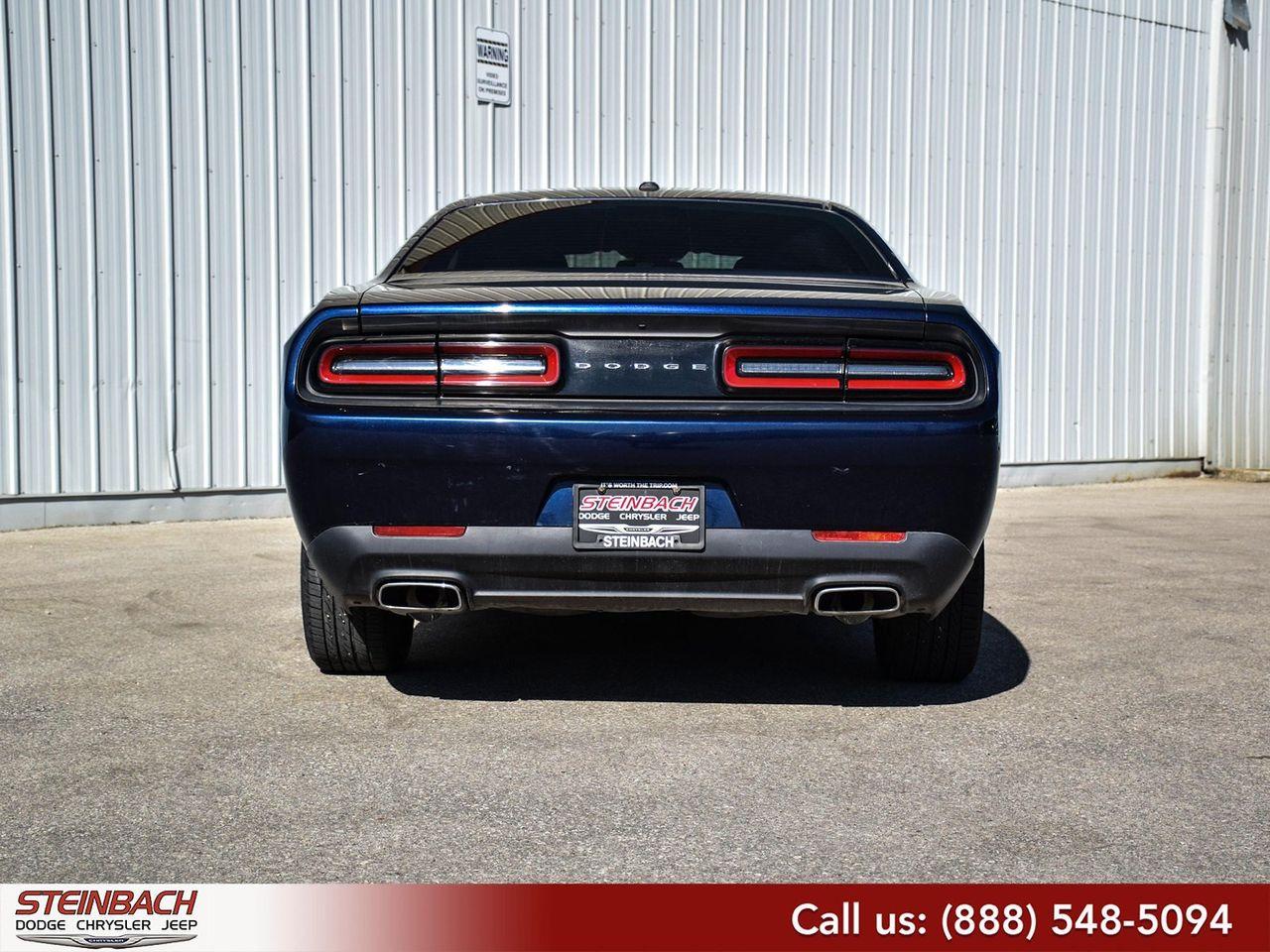 2015 Dodge Challenger SXT-4