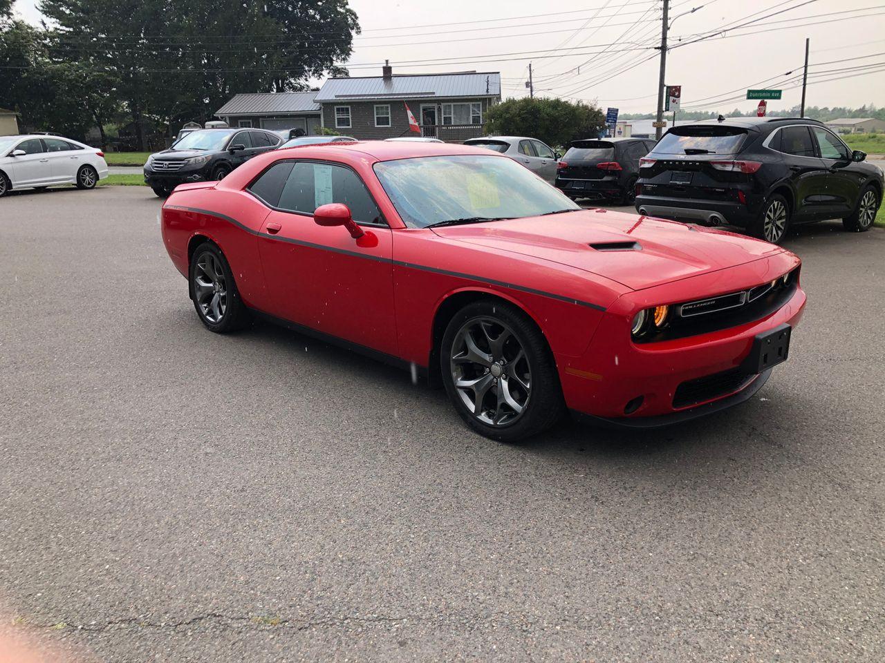 2015 Dodge Challenger SXT-0