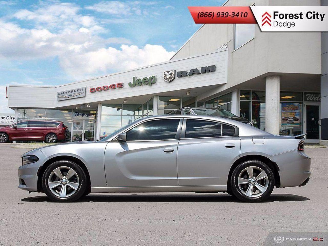 2015 Dodge Charger SXT-2