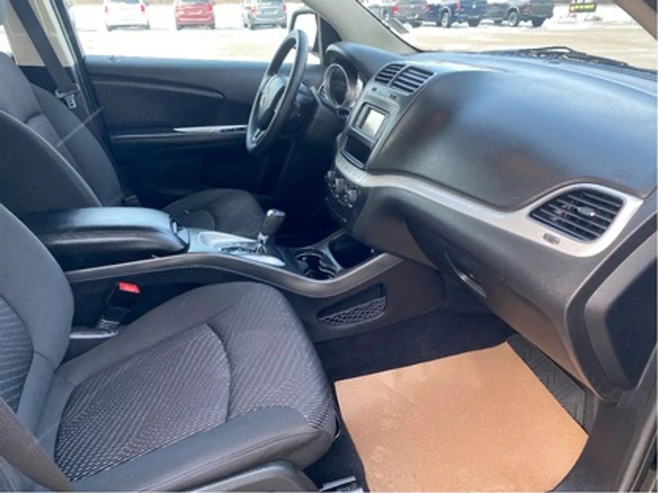 2015 Dodge Journey SE-3
