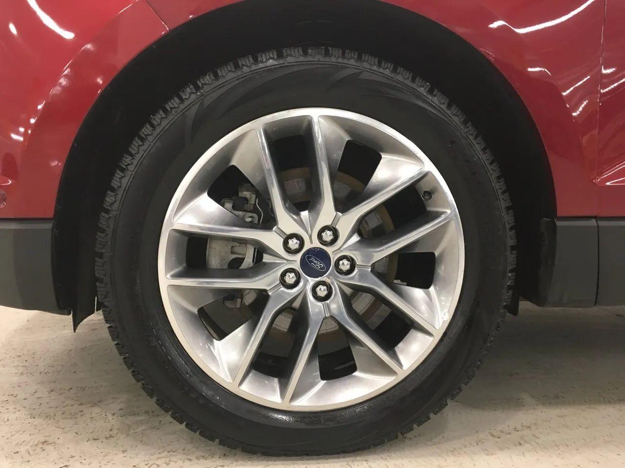 2015 Ford Edge Titanium-4