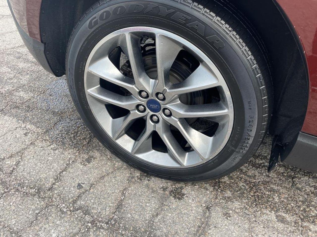 2015 Ford Edge Titanium-3