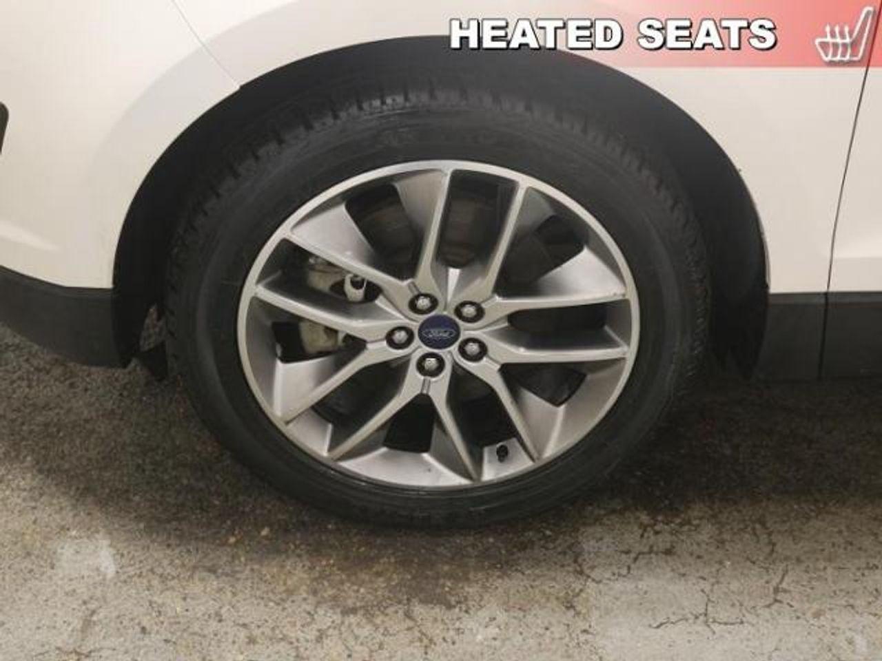 2015 Ford Edge Titanium-4