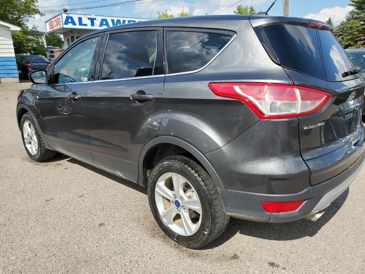 2015 Ford Escape SE-3