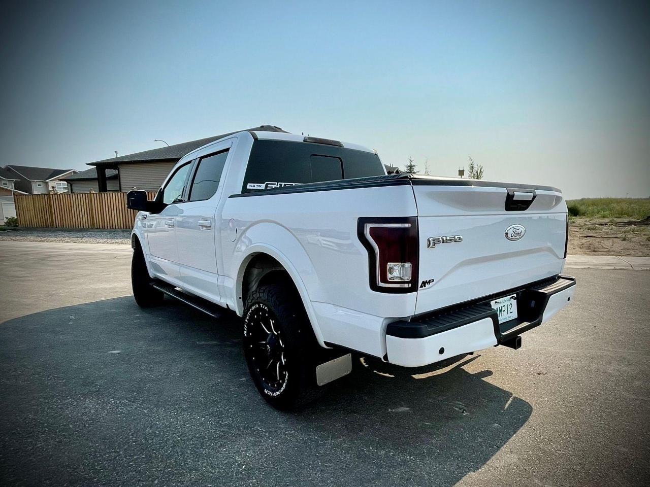 2015 Ford F-150 XLT Sport-2