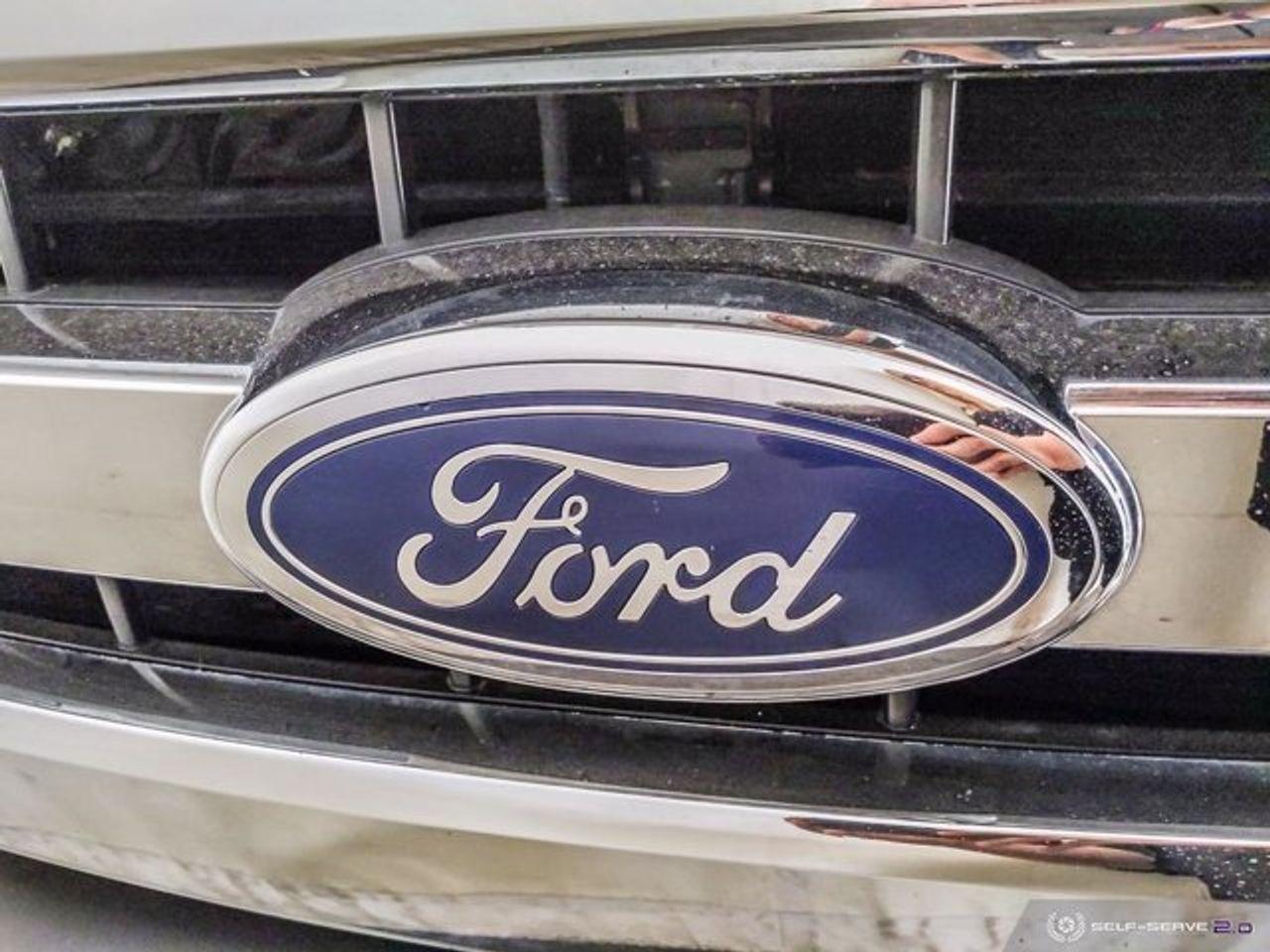 2015 Ford F-150 XLT-4