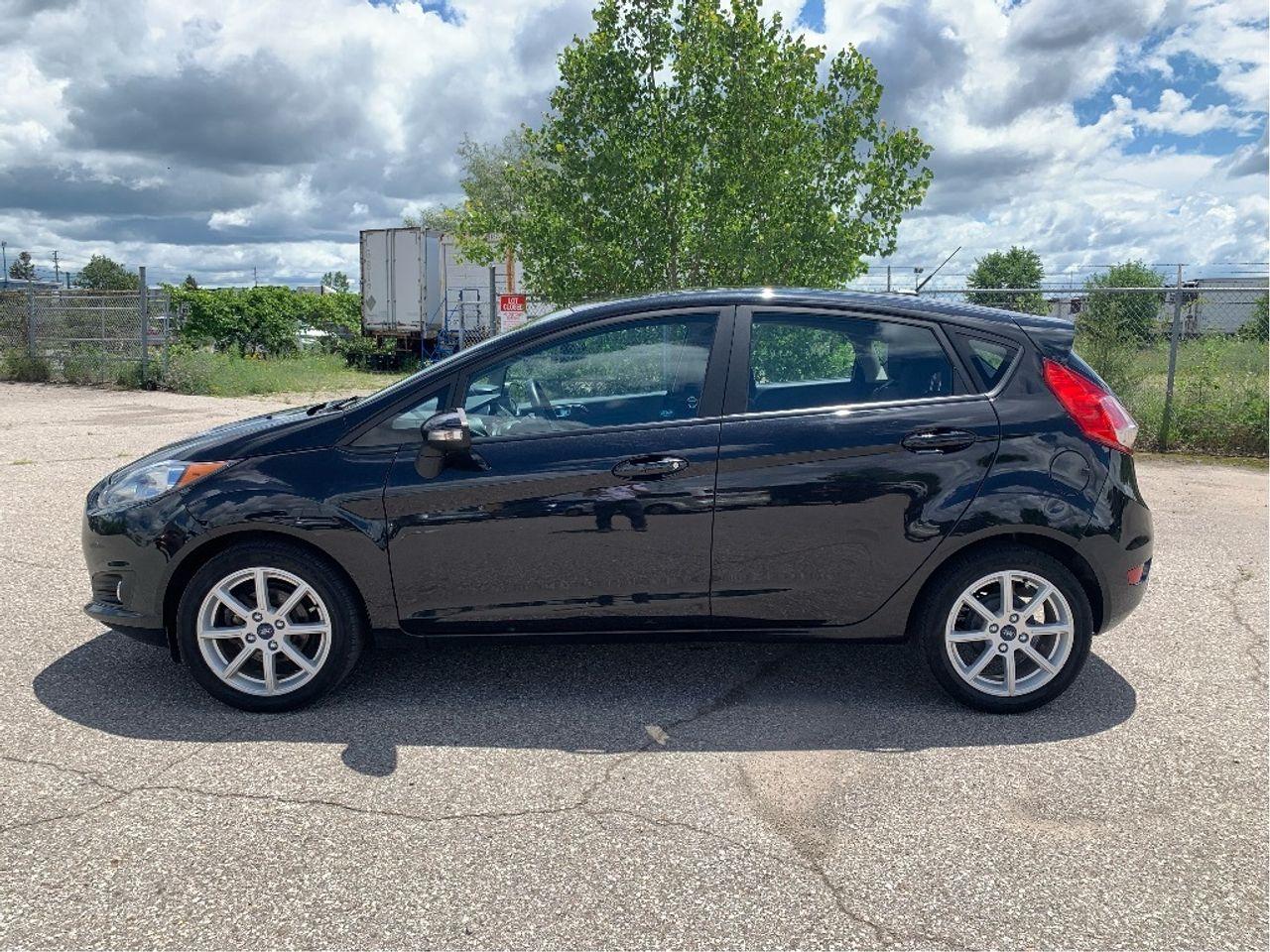 2015 Ford Fiesta SE-2