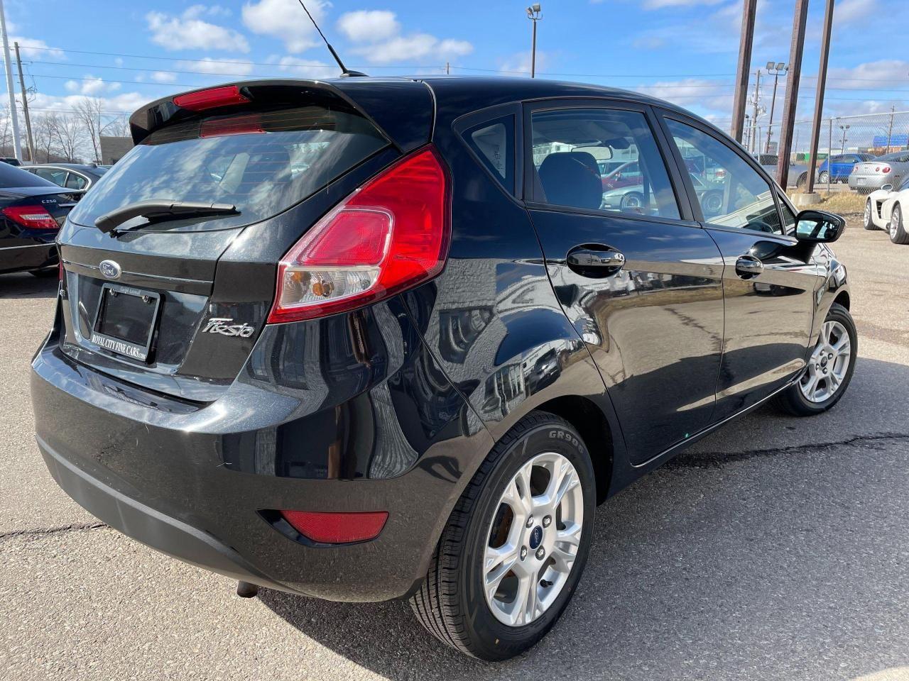 2015 Ford Fiesta SE-4