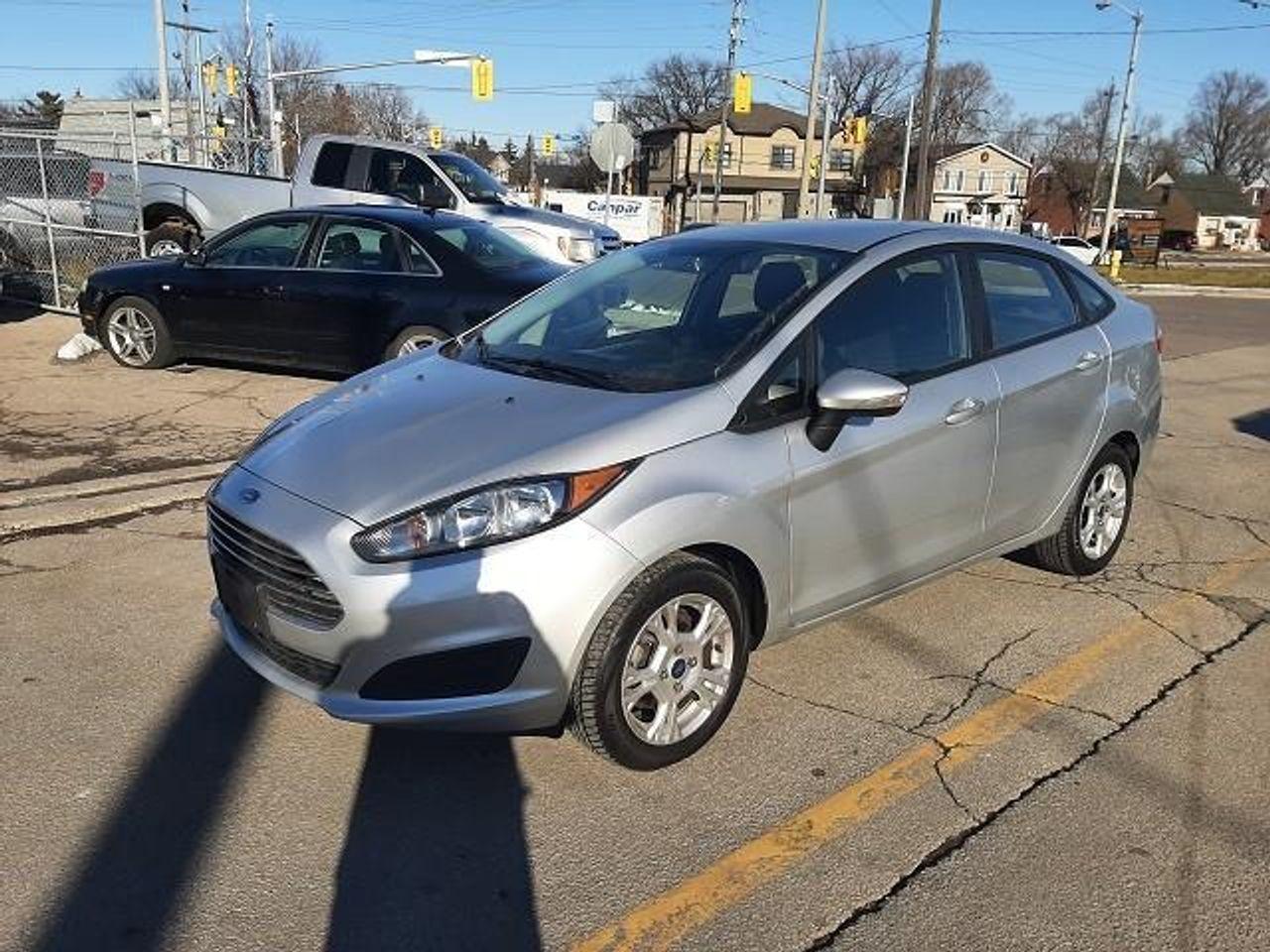 2015 Ford Fiesta SE-0