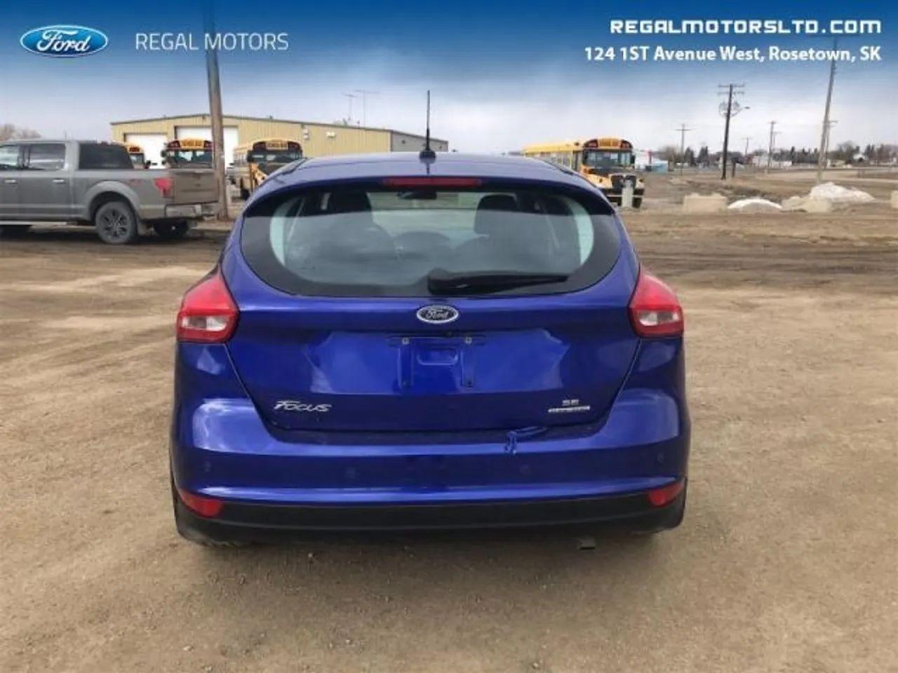 2015 Ford Focus SE-1