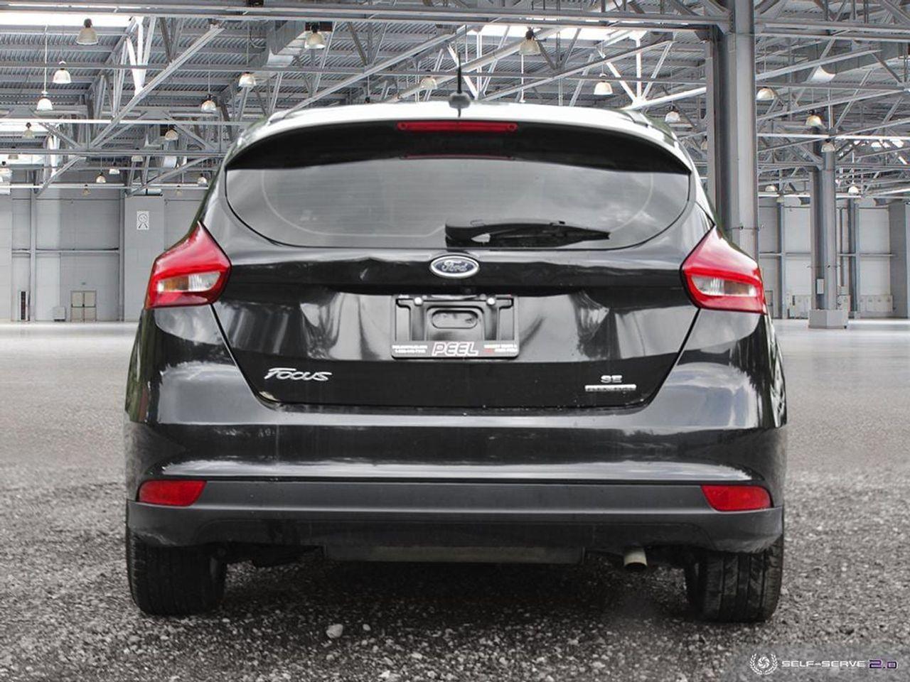 2015 Ford Focus SE-4