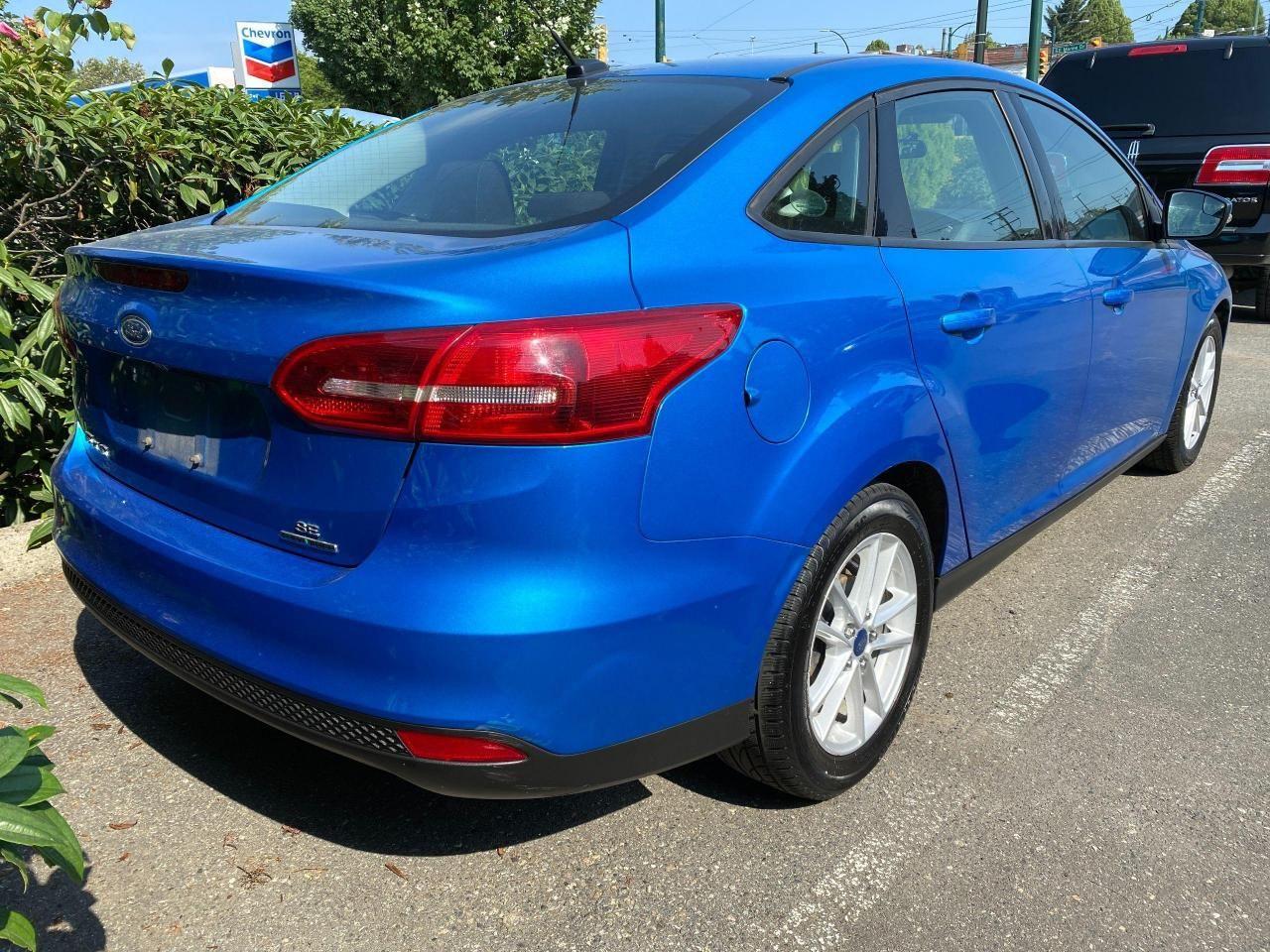 2015 Ford Focus SE-3