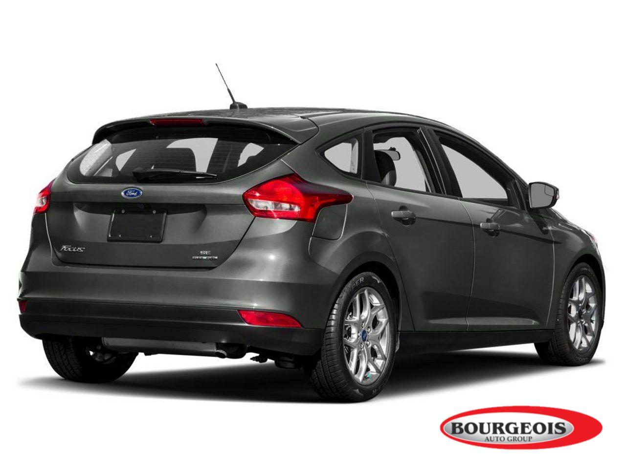 2015 Ford Focus SE-2