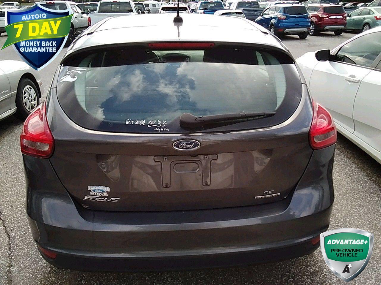 2015 Ford Focus SE-2