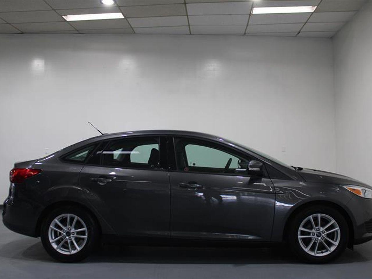 2015 Ford Focus SE-0