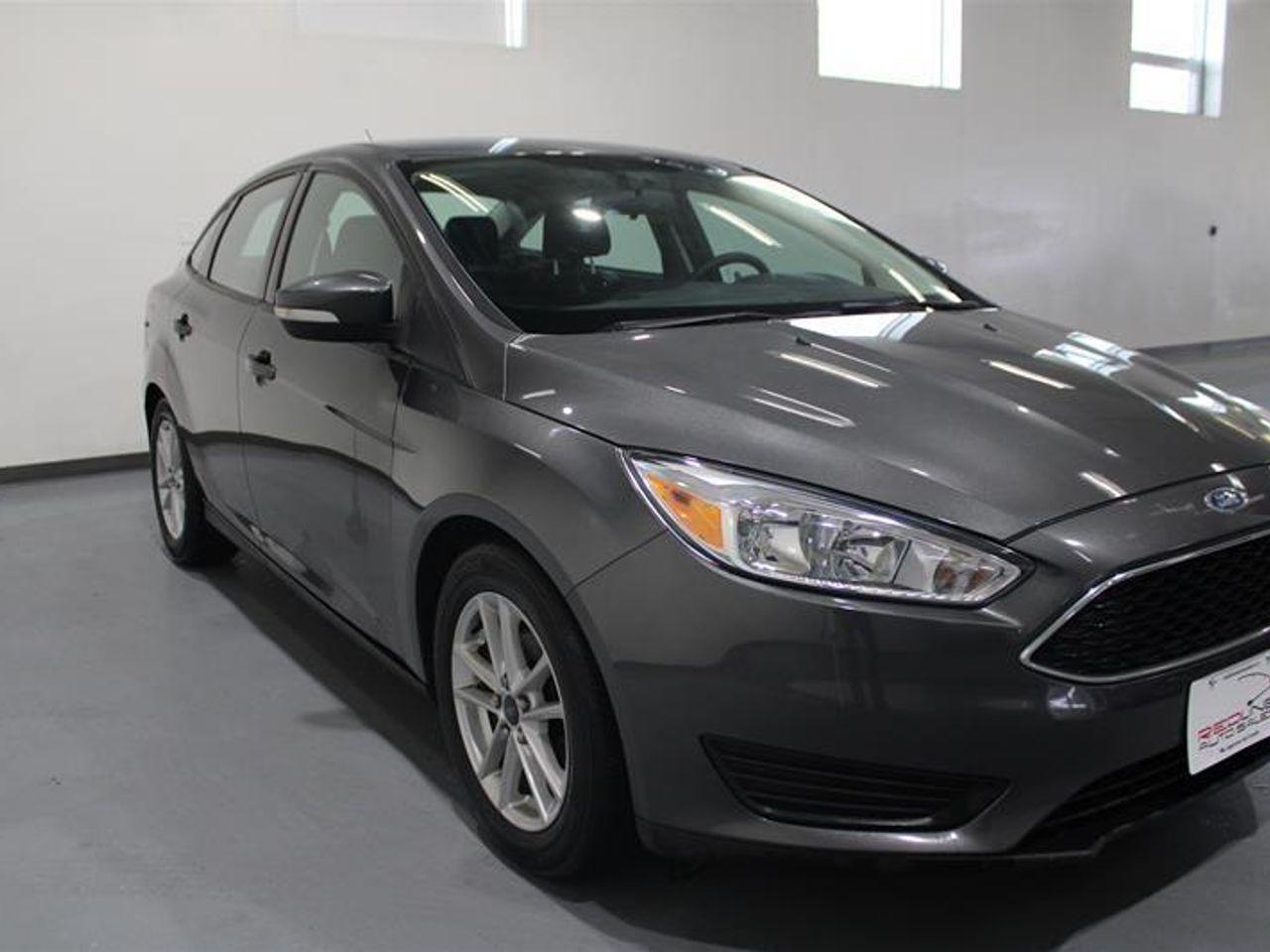 2015 Ford Focus SE-4