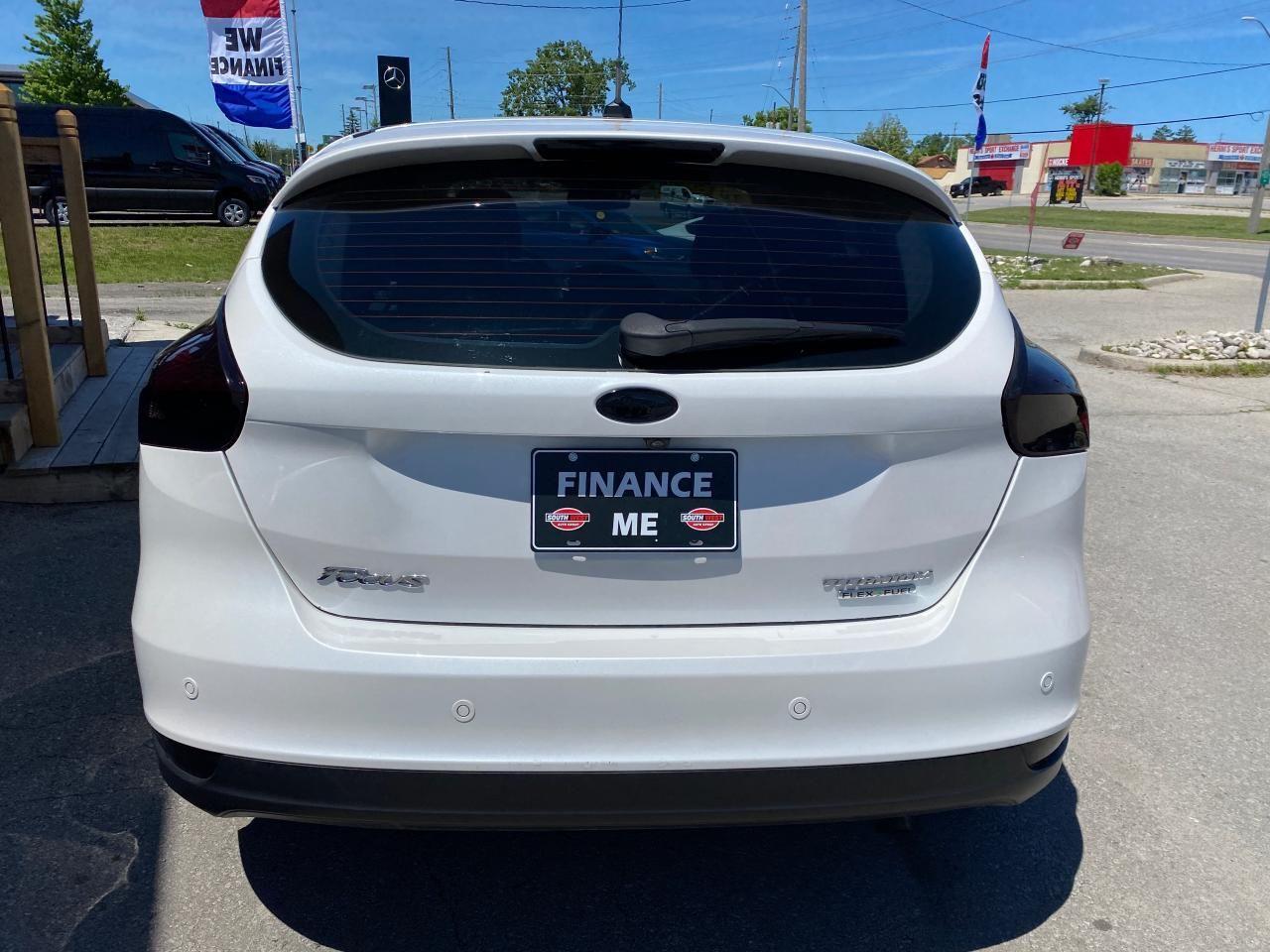 2015 Ford Focus Titanium-3