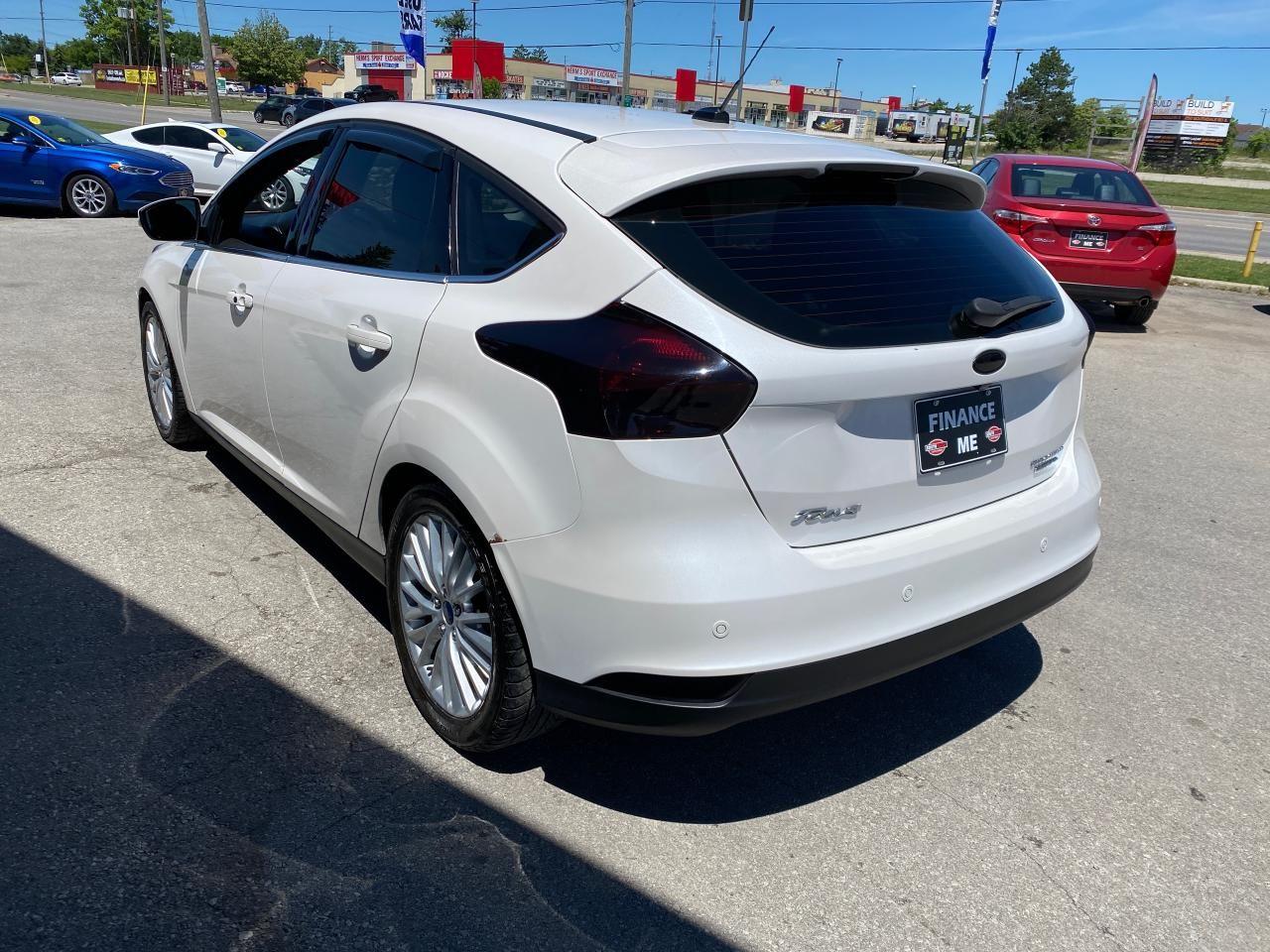 2015 Ford Focus Titanium-4