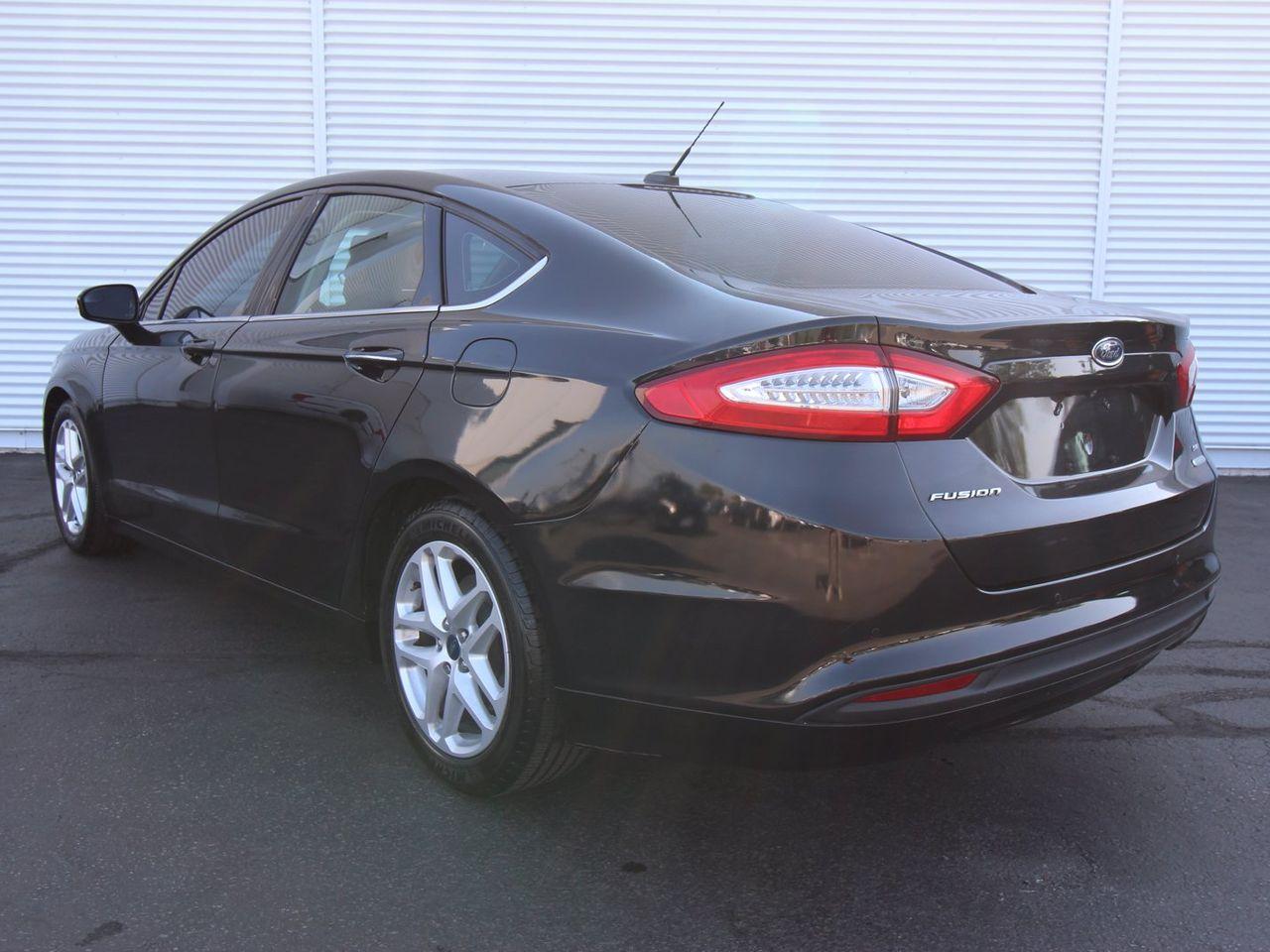 2015 Ford Fusion SE-1