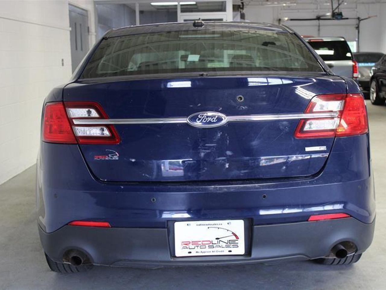 2015 Ford Taurus -4
