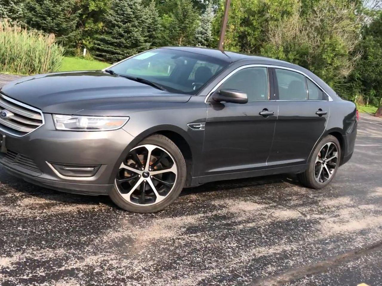 2015 Ford Taurus -3