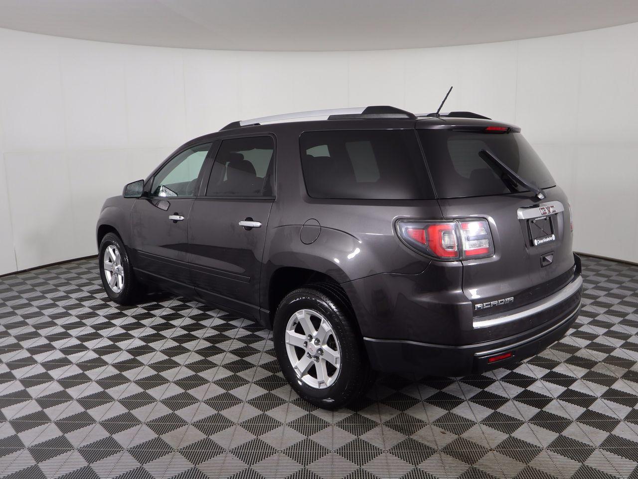 2015 GMC Acadia SLE-2-4