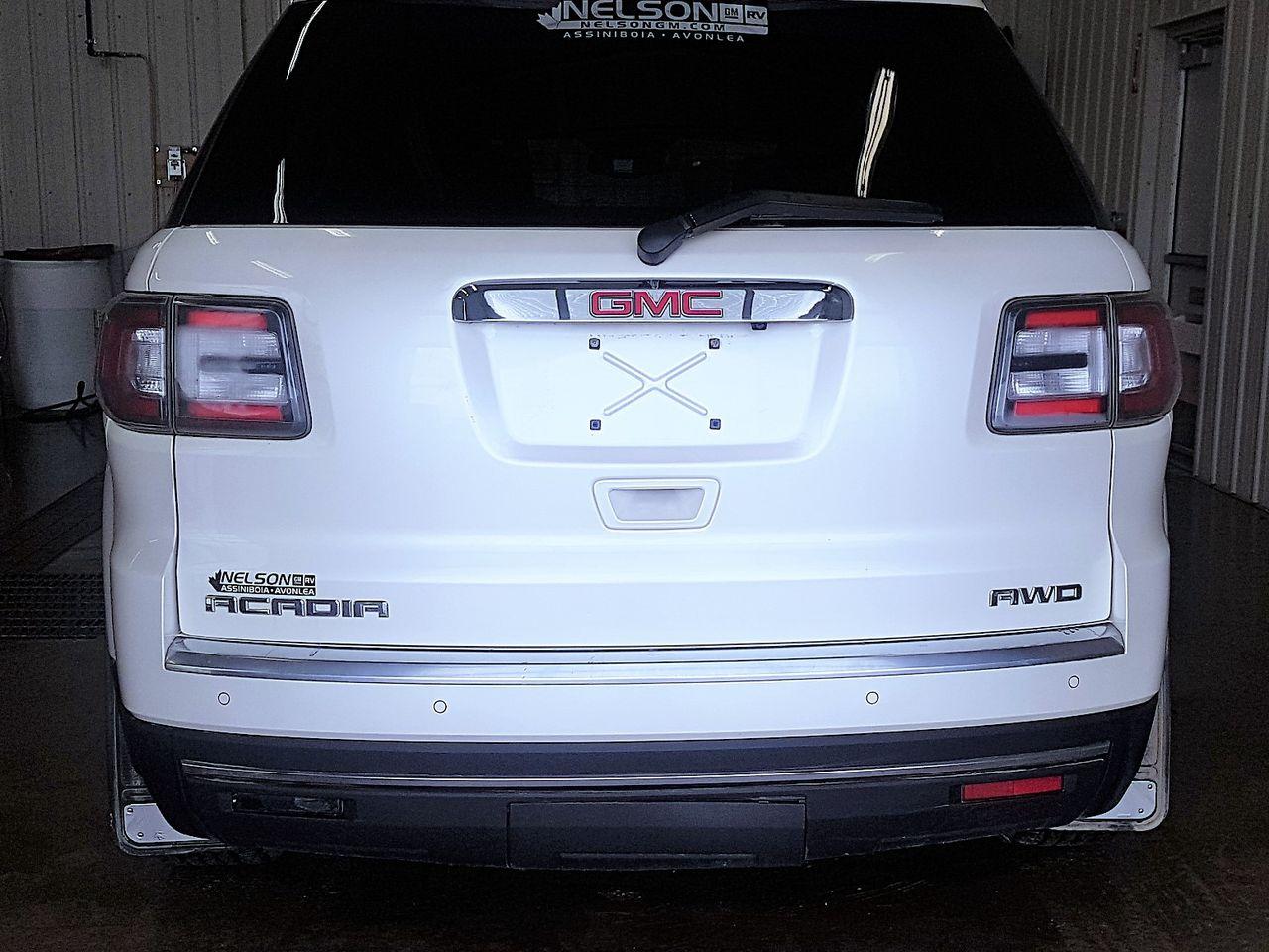 2015 GMC Acadia SLE-2-4