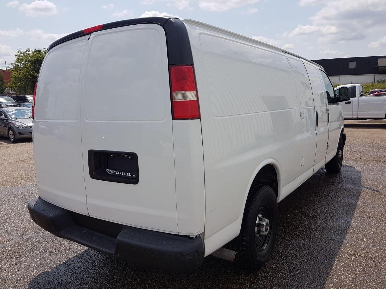 2015 GMC Savana 2500-4
