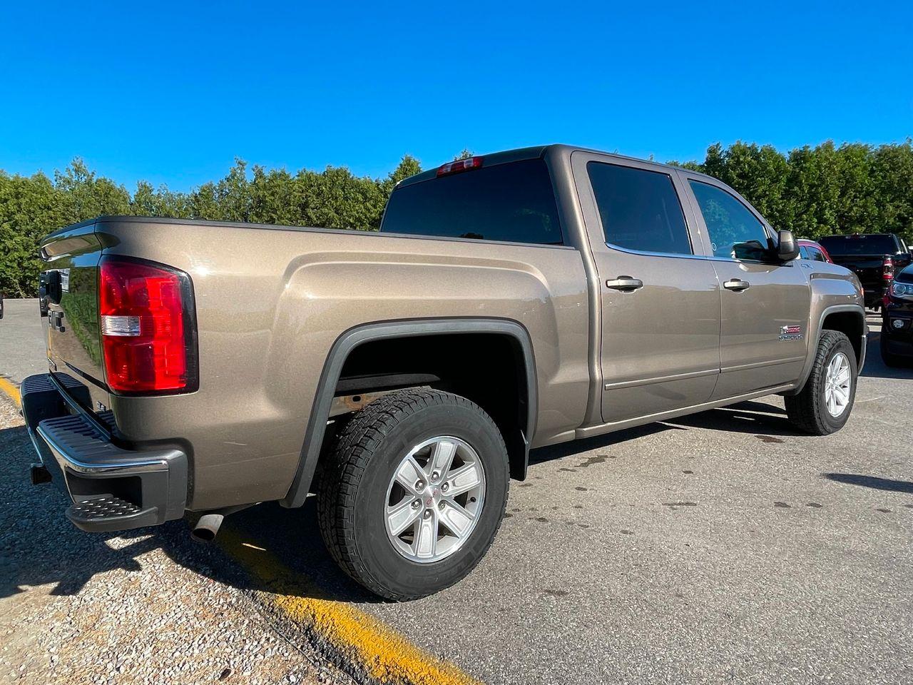 2015 GMC Sierra 1500 SLE-2