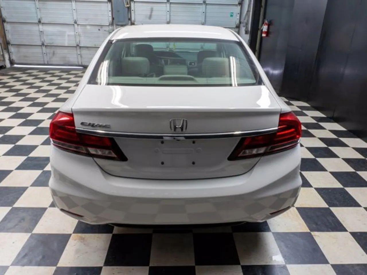 2015 Honda Civic LX-4