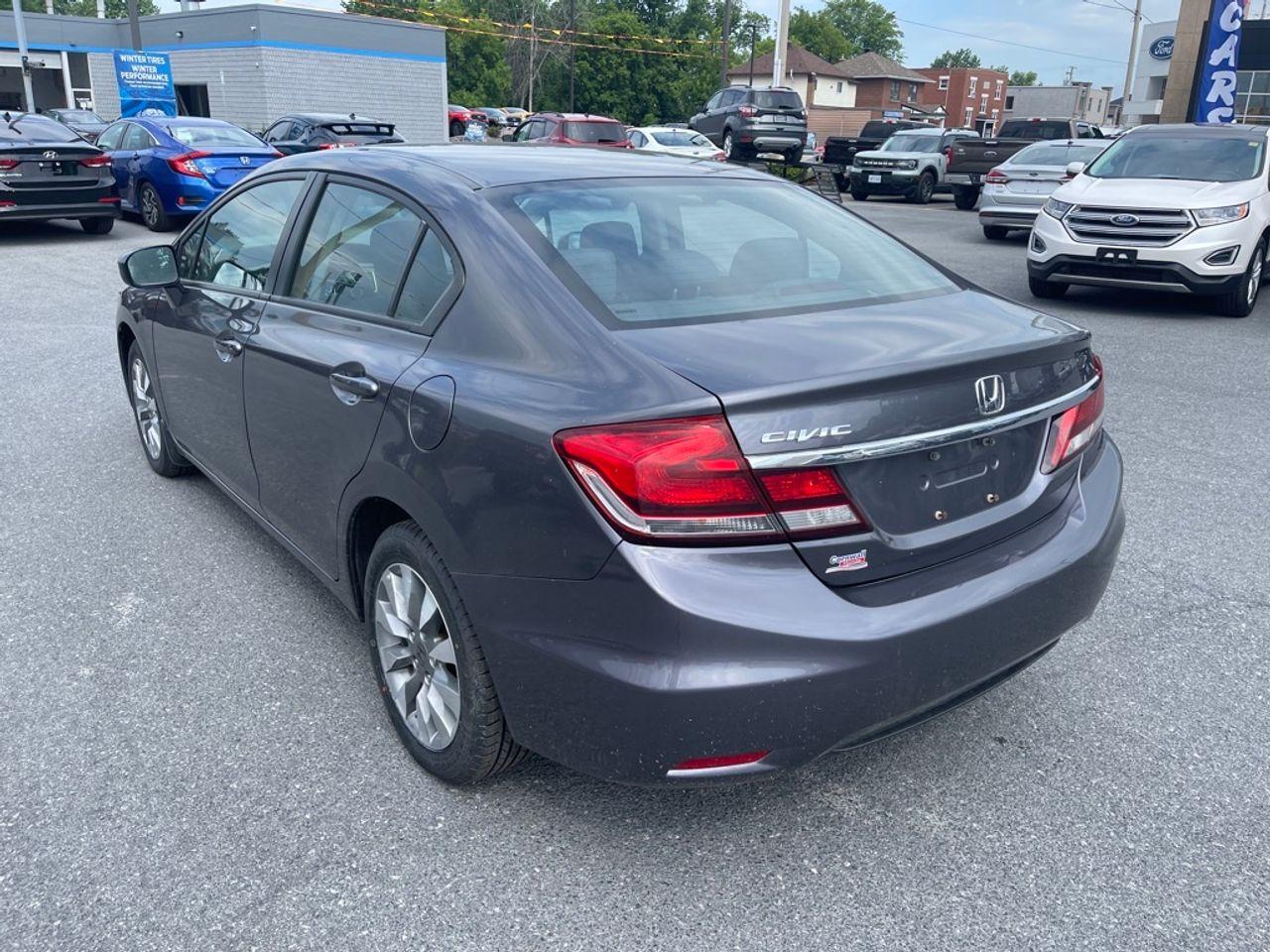 2015 Honda Civic LX-4