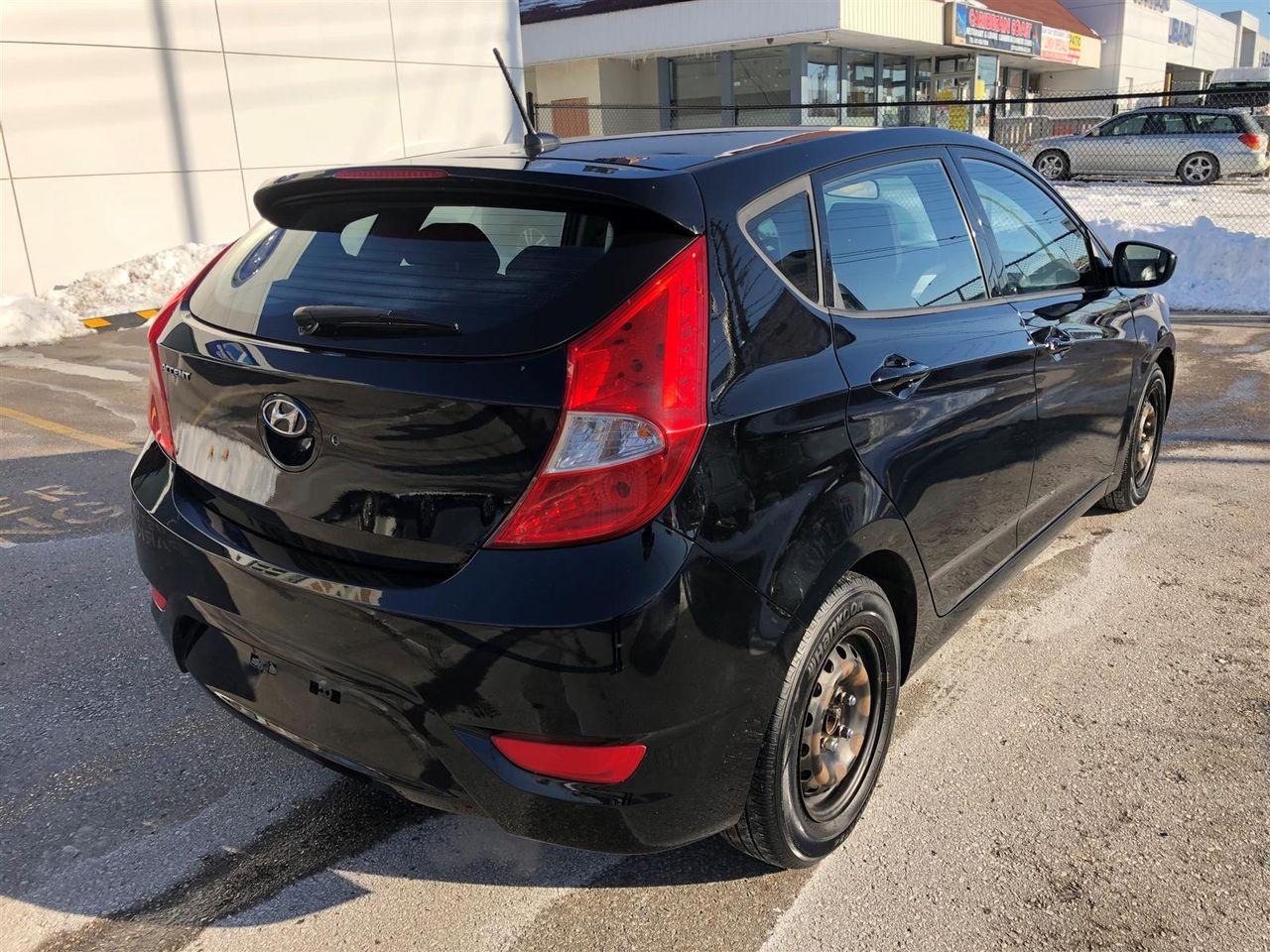 2015 Hyundai Accent GL-3
