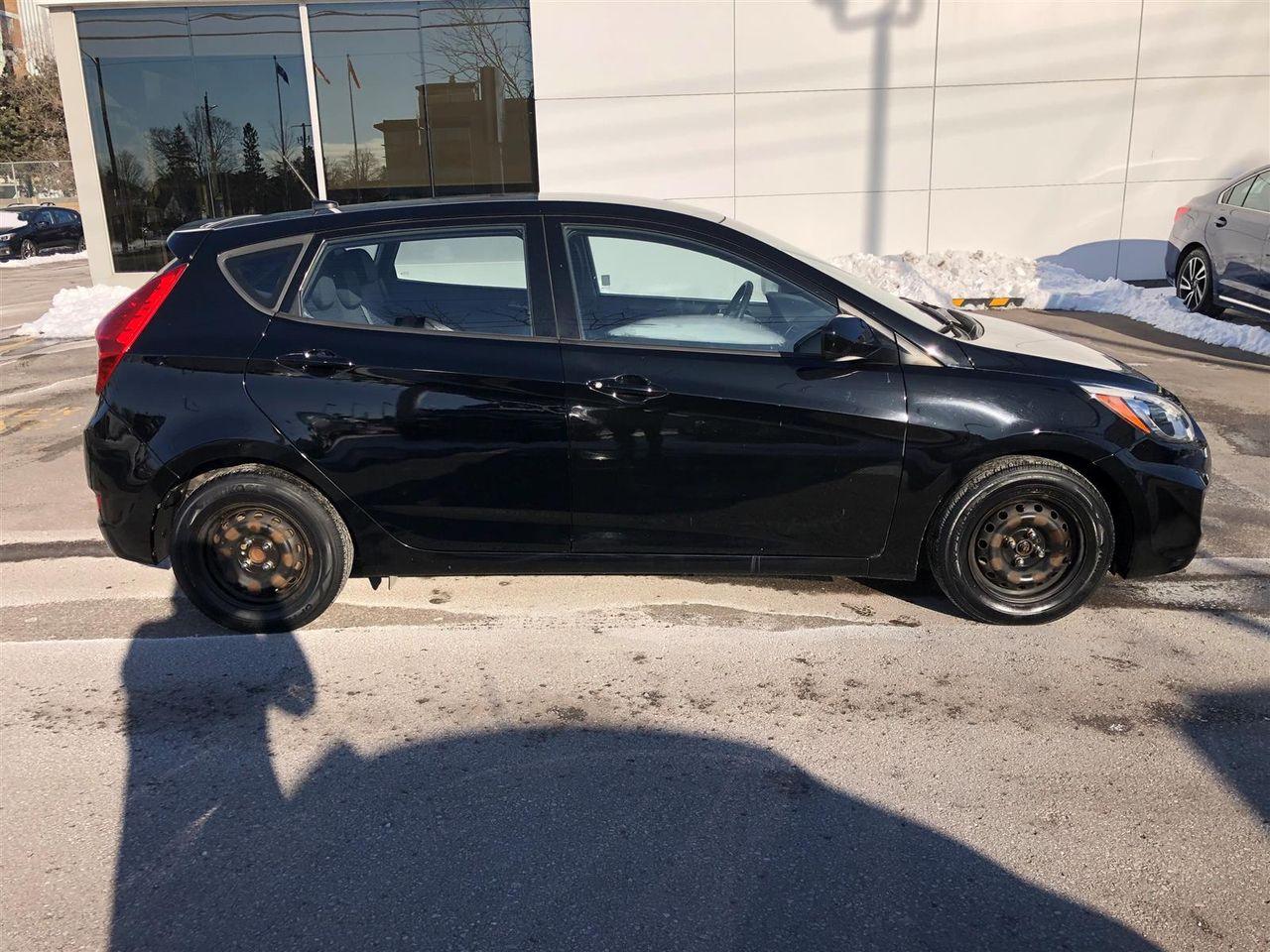 2015 Hyundai Accent GL-4