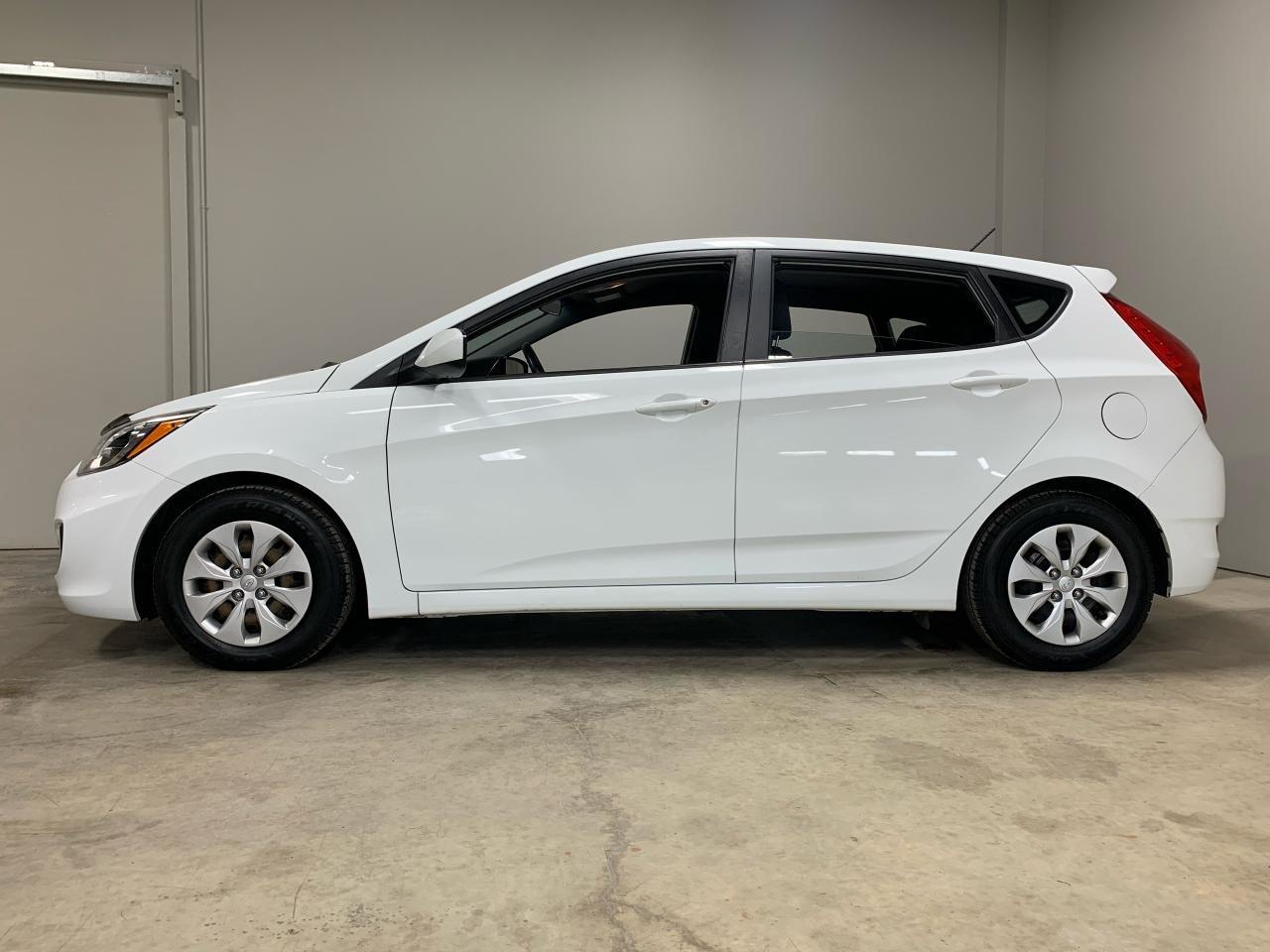 2015 Hyundai Accent GL-3