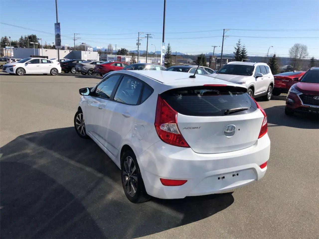 2015 Hyundai Accent -4