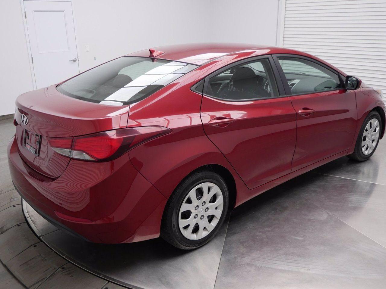 2015 Hyundai Elantra GL-4