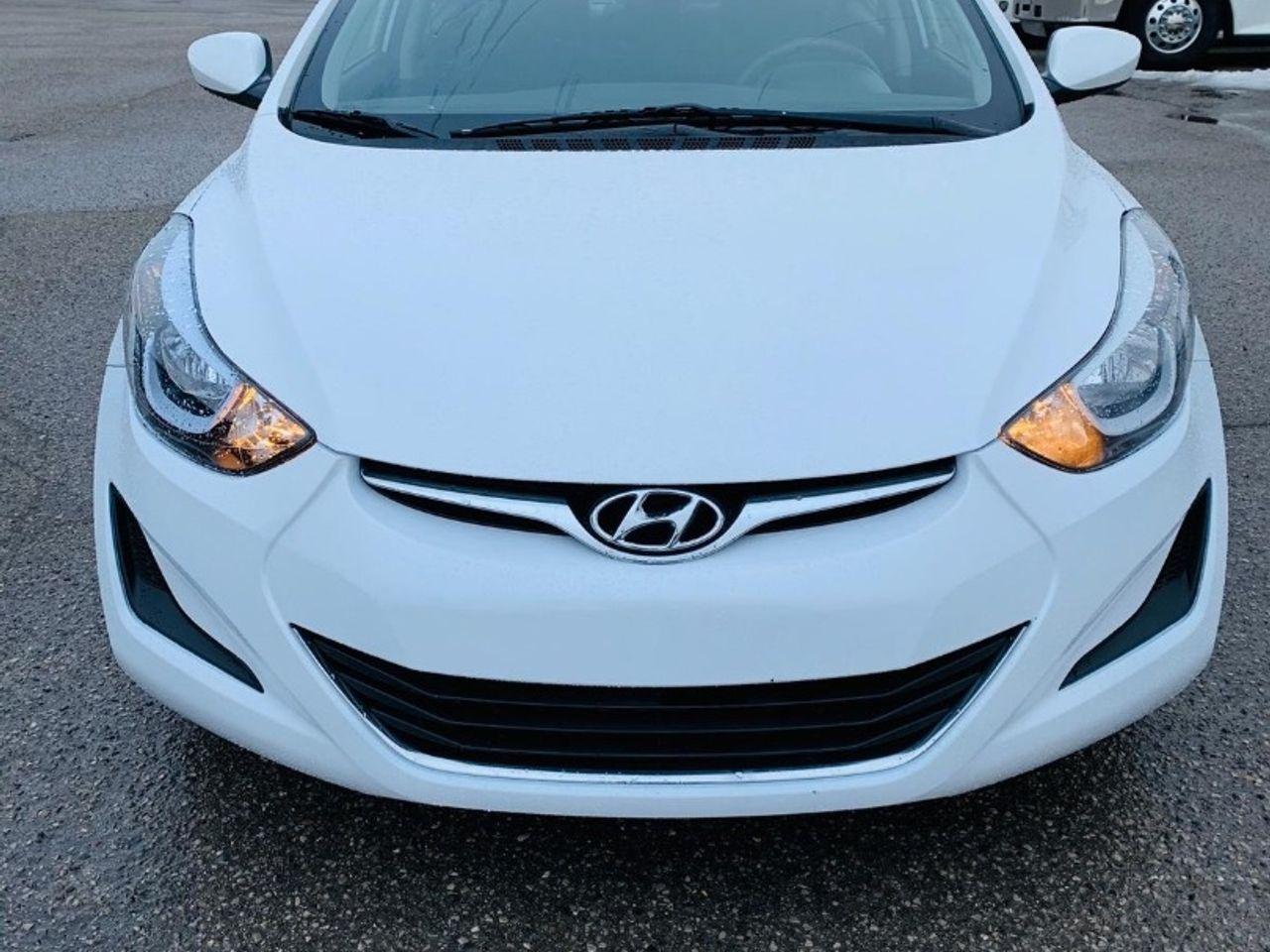 2015 Hyundai Elantra GL-0