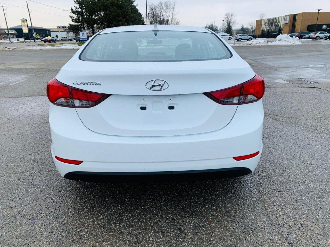 2015 Hyundai Elantra GL-3