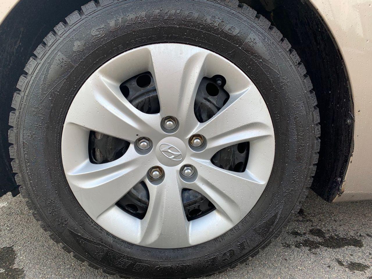 2015 Hyundai Elantra GL-4