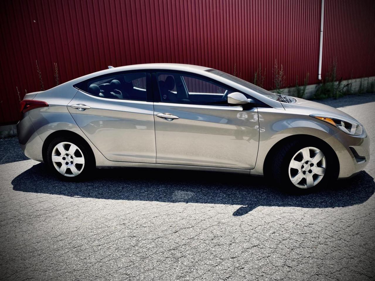 2015 Hyundai Elantra -1