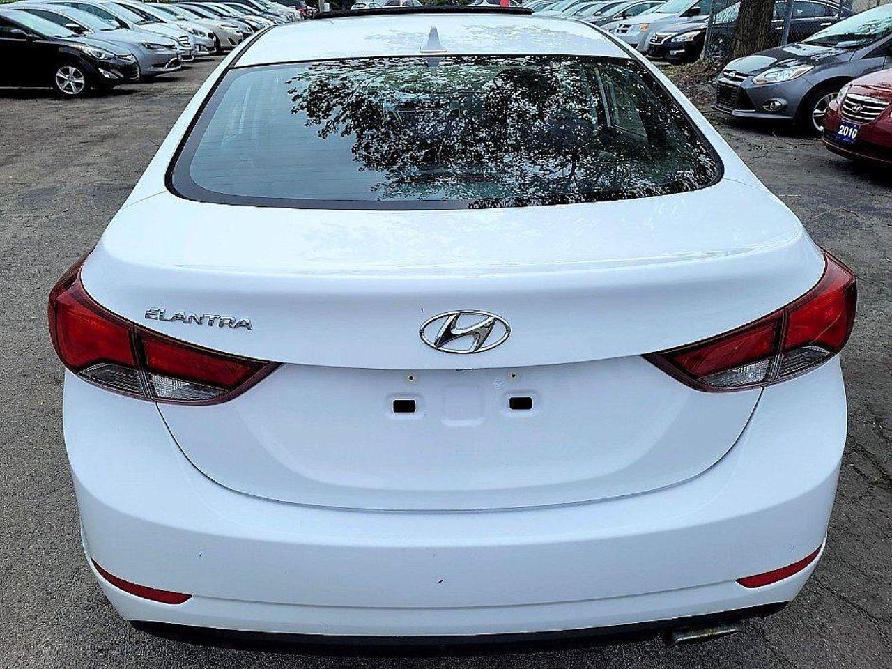2015 Hyundai Elantra Limited-4