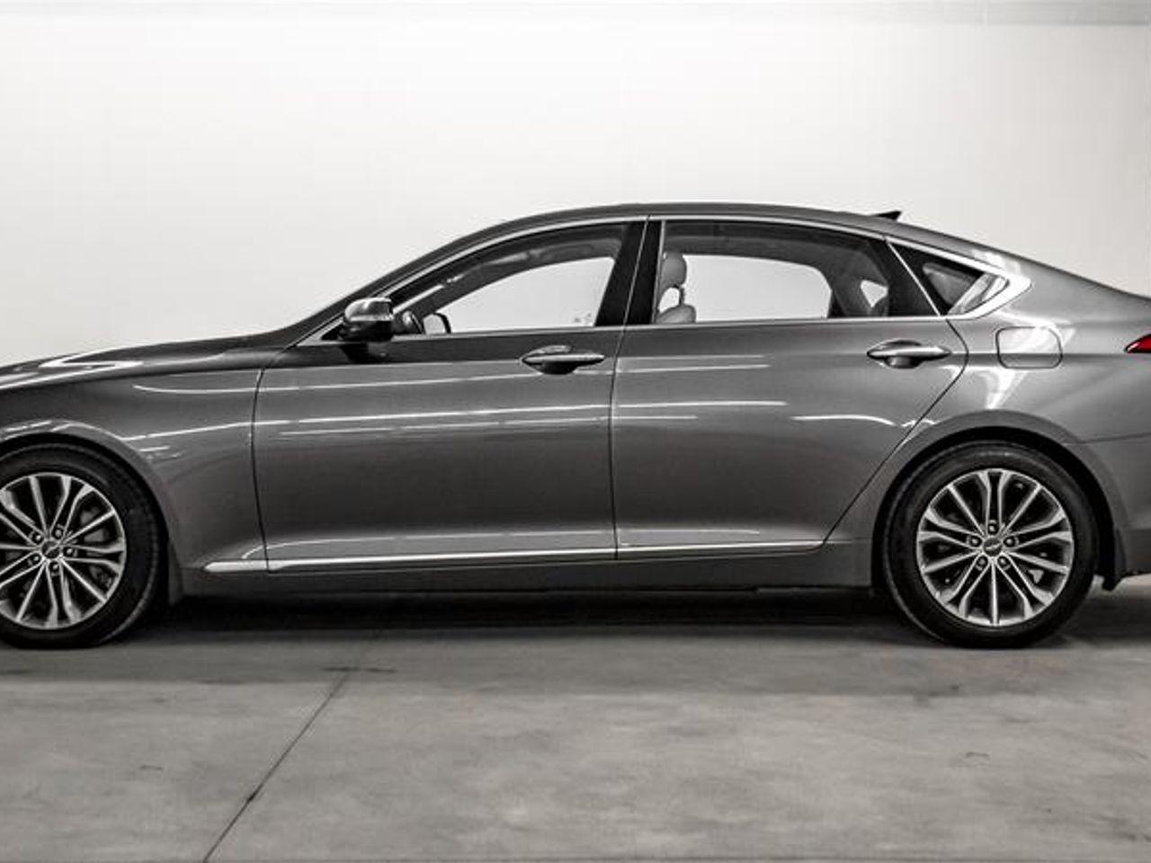 2015 Hyundai Genesis Luxury-3