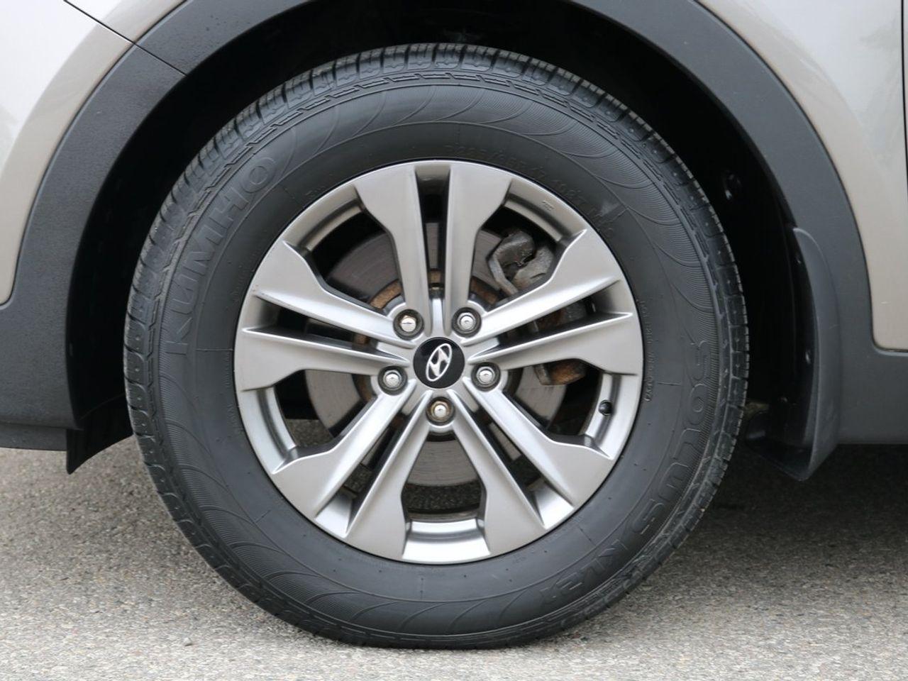 2015 Hyundai Santa Fe Premium-4