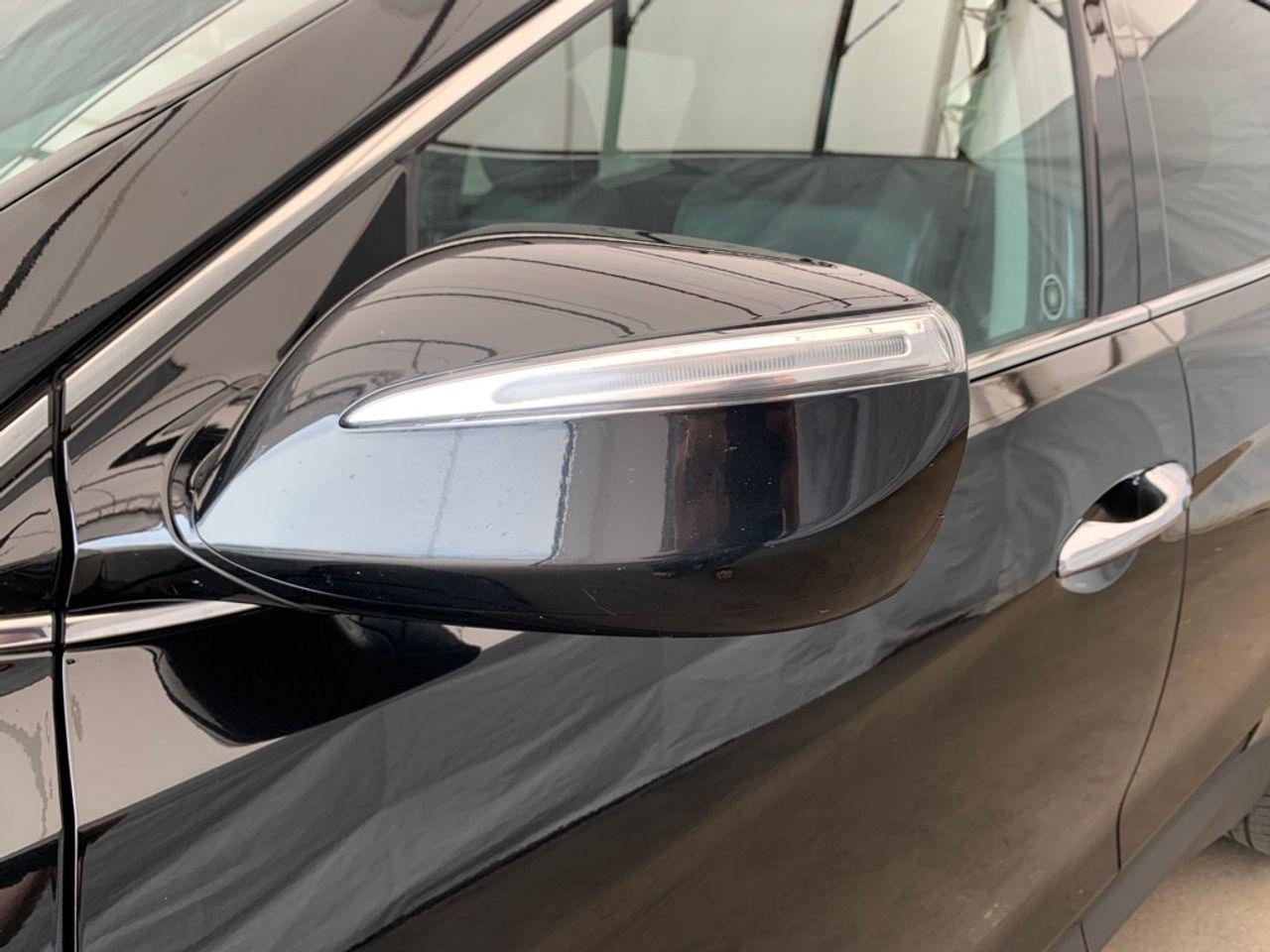 2015 Hyundai Santa Fe SE-3