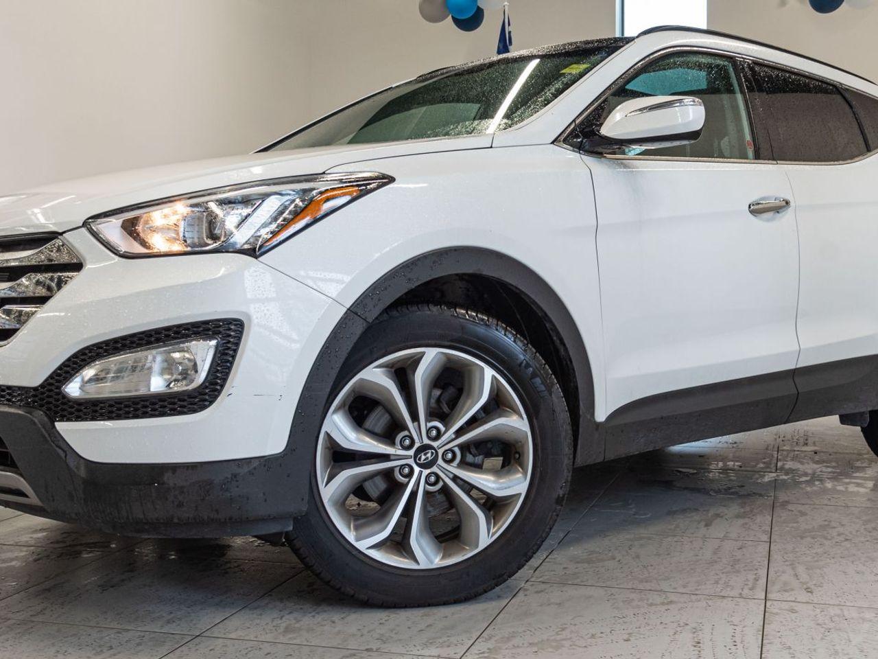 2015 Hyundai Santa Fe SE-0