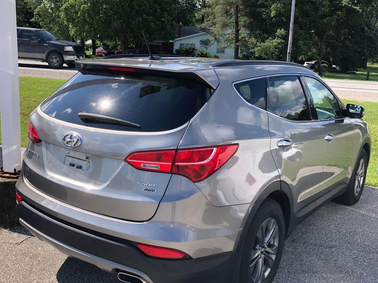 2015 Hyundai Santa Fe Sport-2