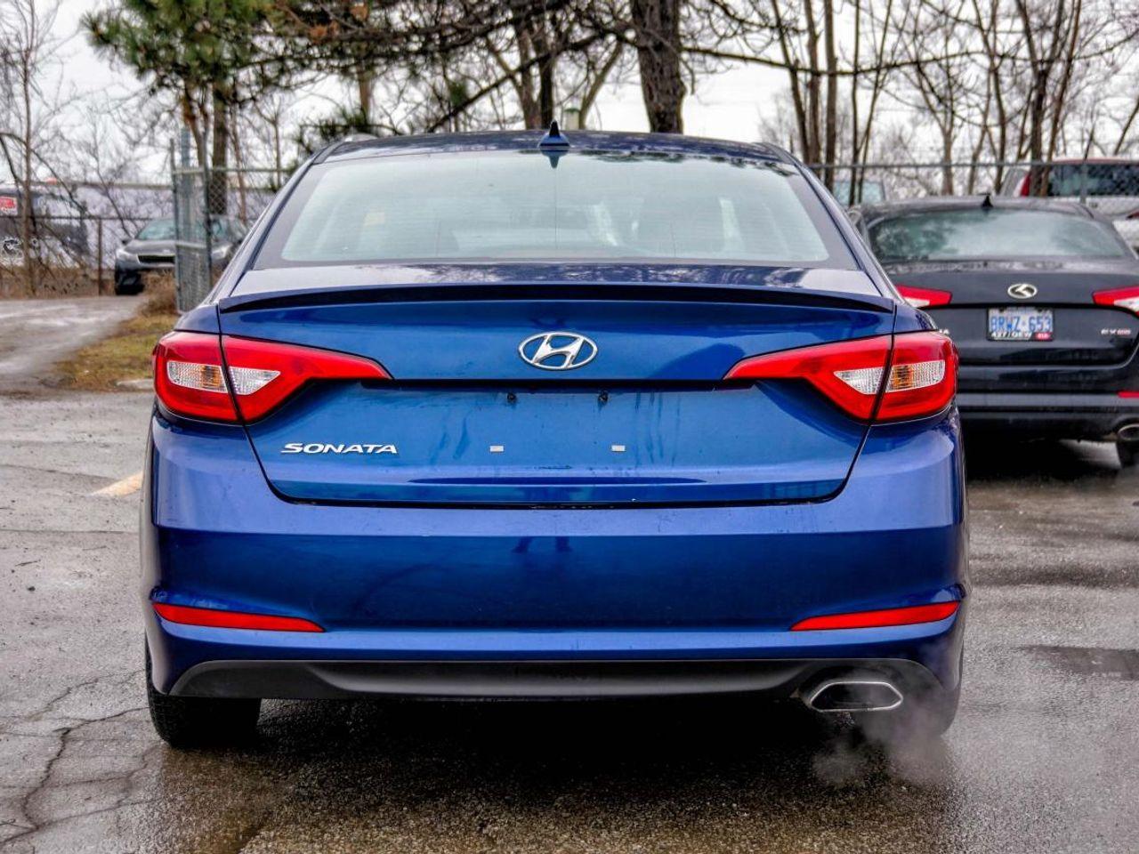 2015 Hyundai Sonata GL-3