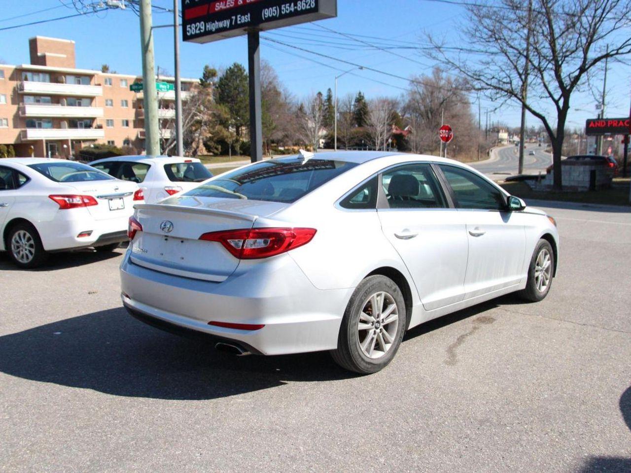 2015 Hyundai Sonata GL-4